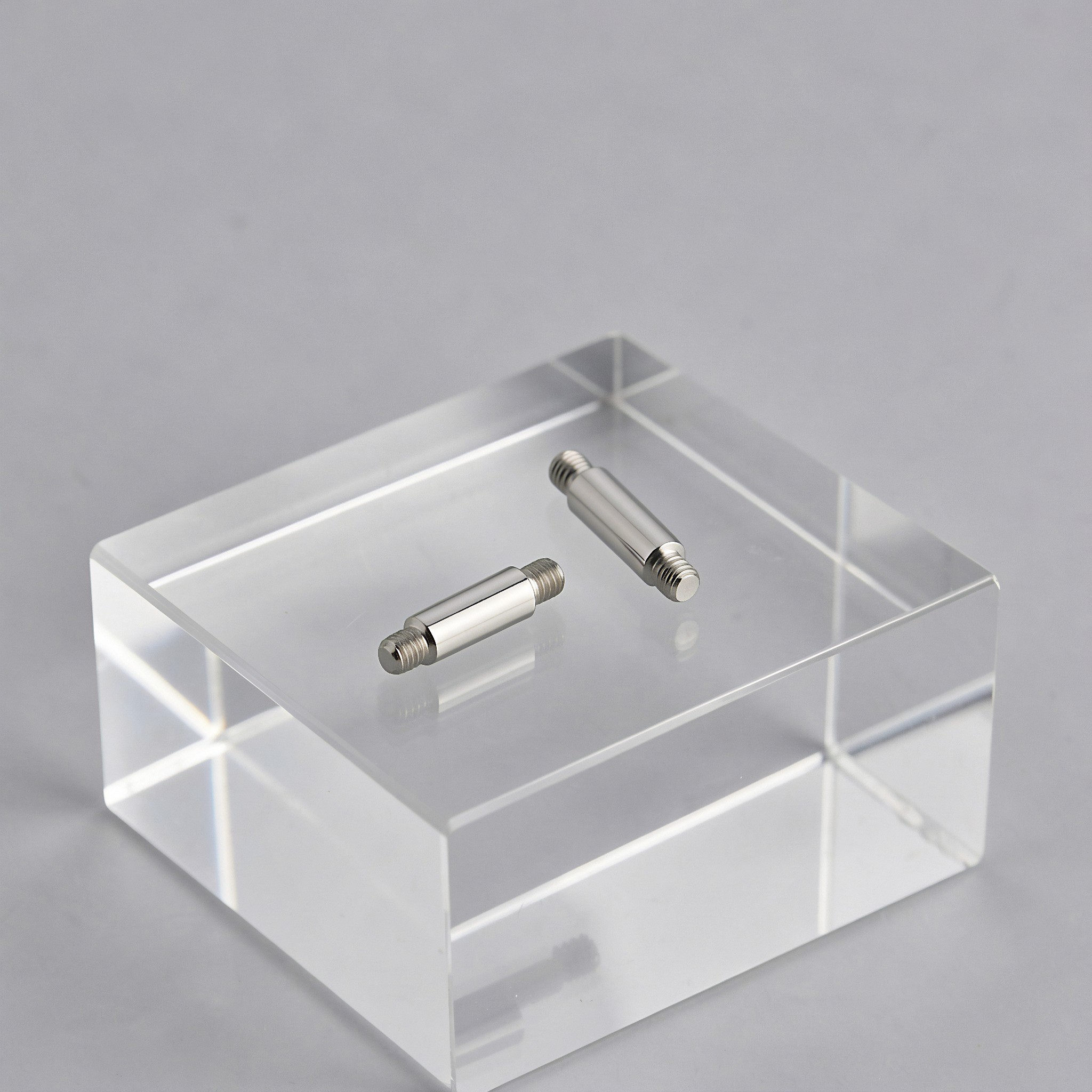 10 Stück 14G Titan-Ohrbrücken- – Body Jewelry For Sensitive Skin Bewertung und Preis